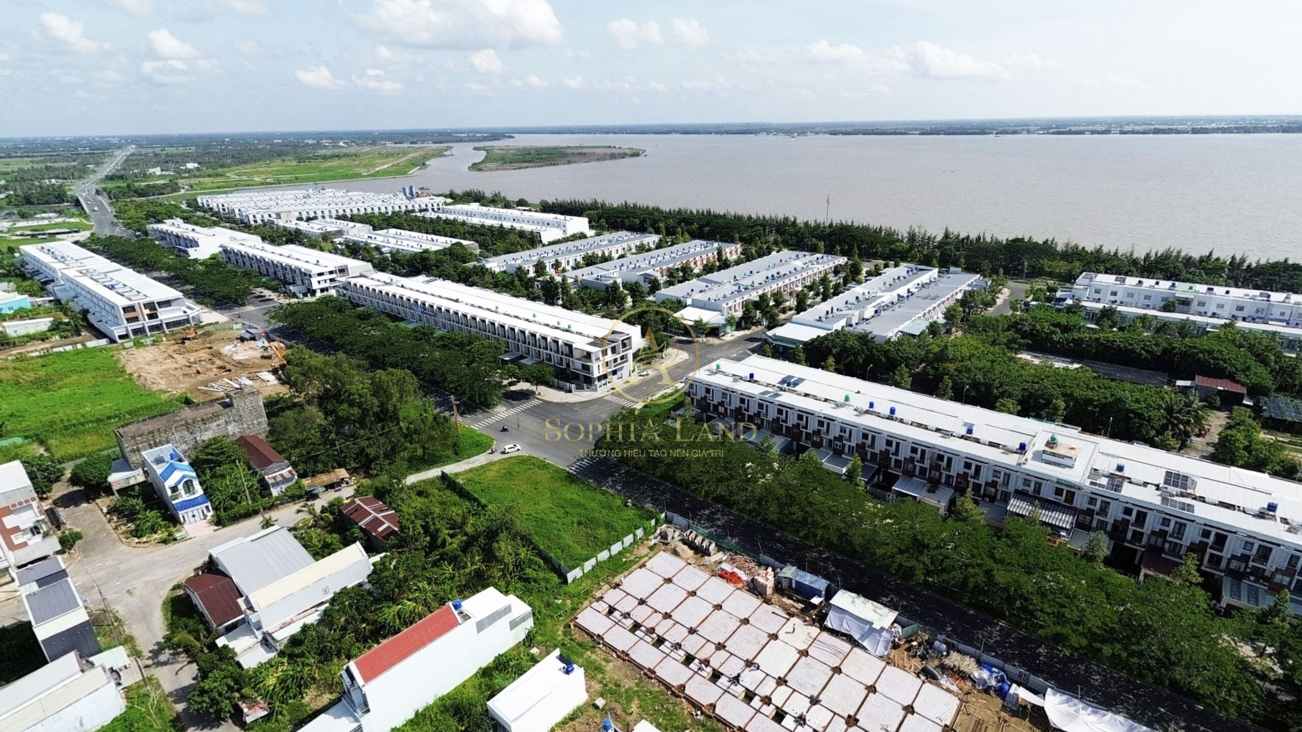 Vị trí "vàng" chiến lược